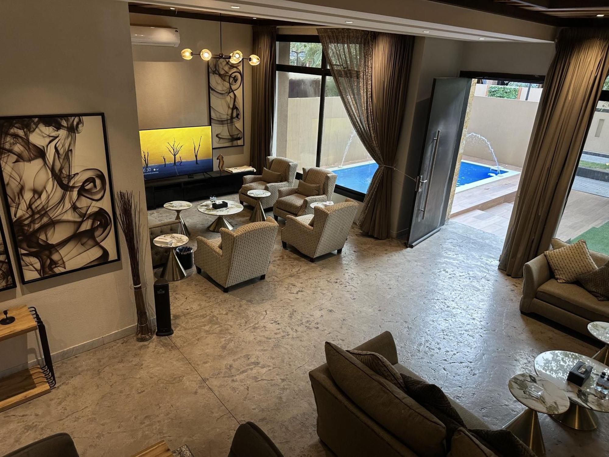 Lacasa فيلة الرياض