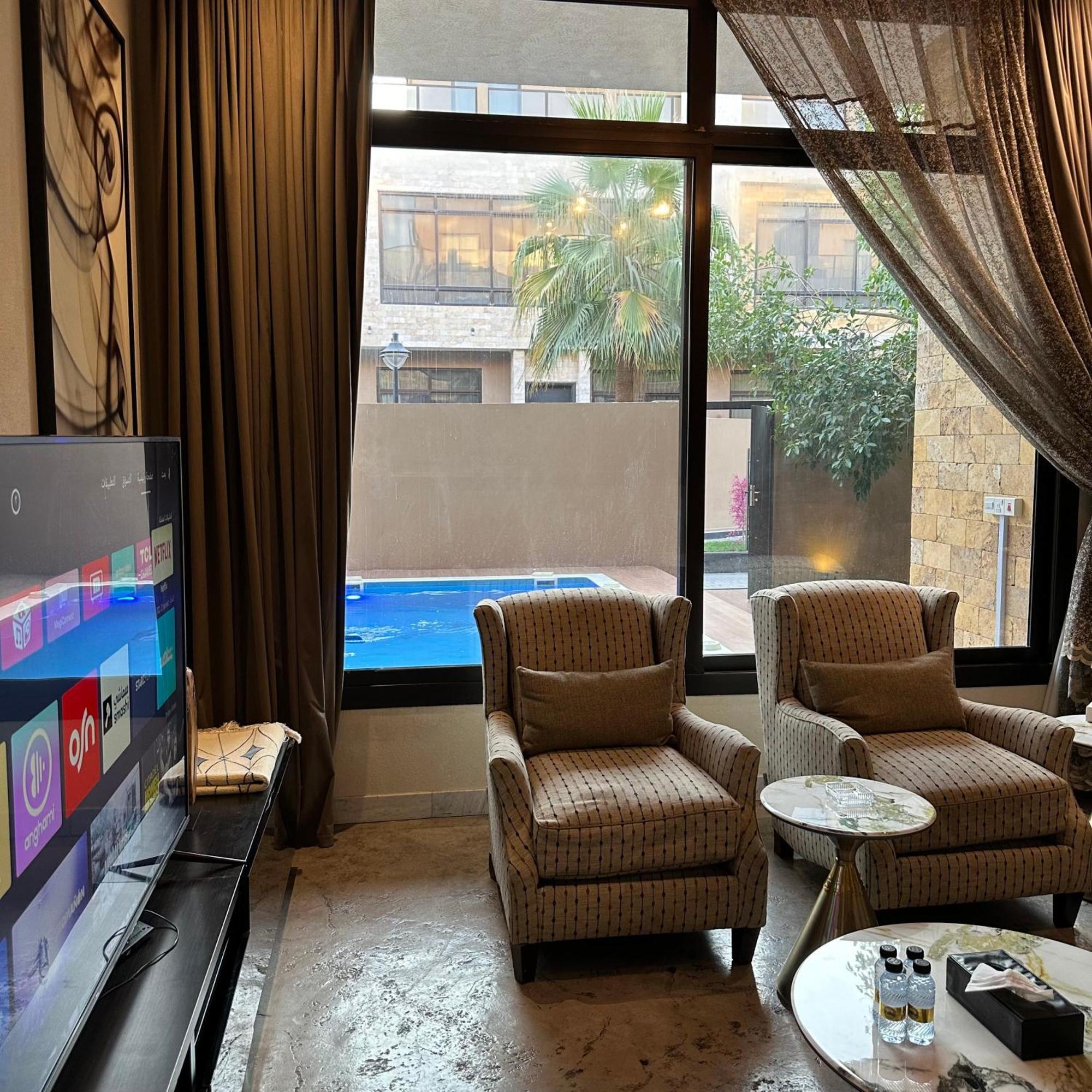 Lacasa فيلة الرياض
